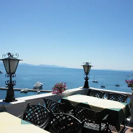 卡瓦利瑞酒店 4* Corfu (city)